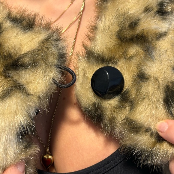 Elevenses Leopard Fur Coat - Picture 5 of 9